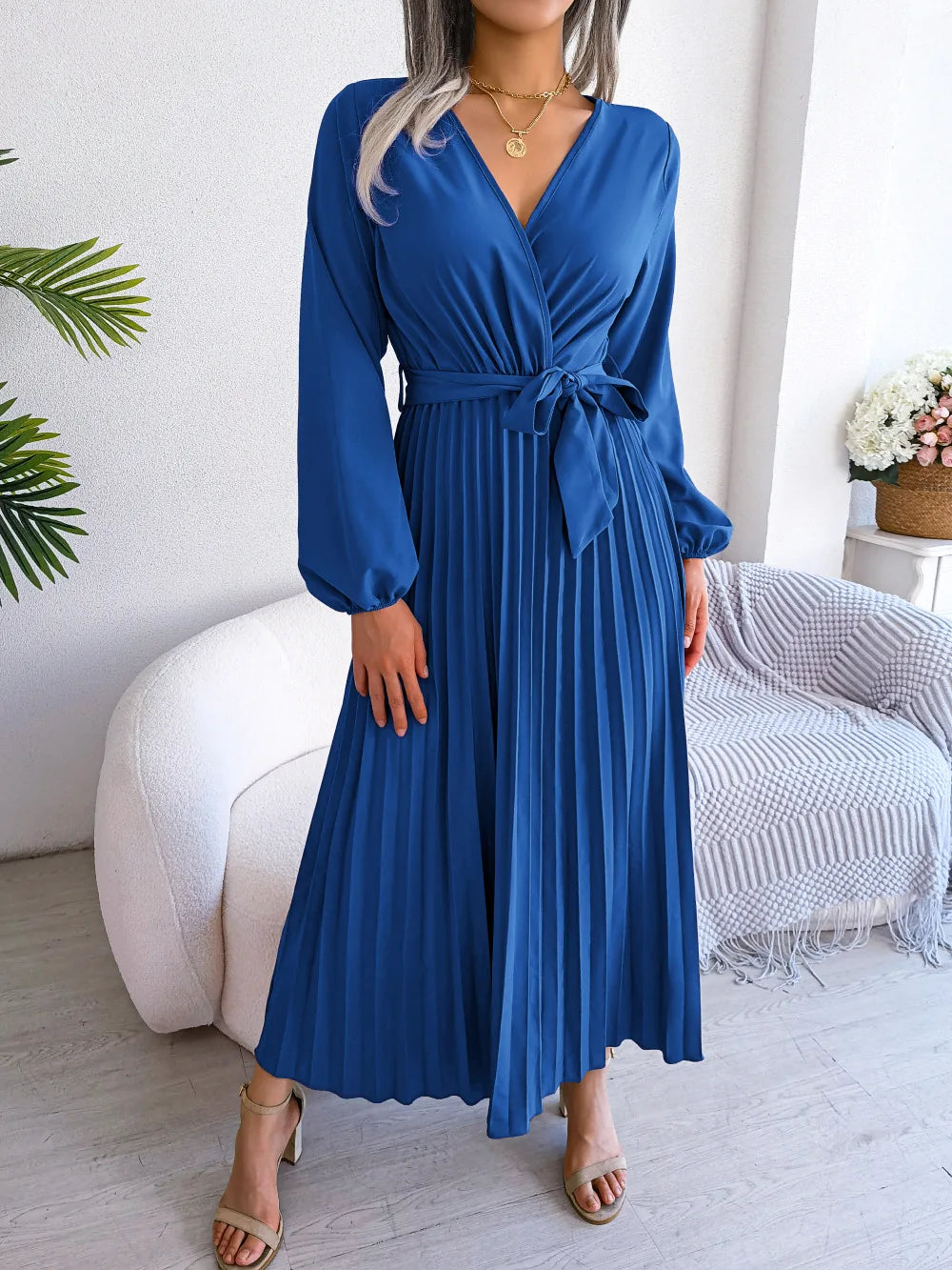 Elegant Women’s Pleated Maxi Dress – V-Neck, Long Sleeves, Special Edition